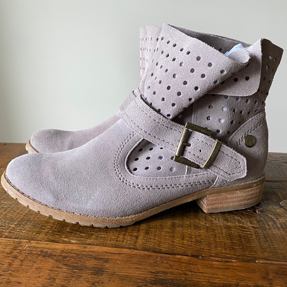 Super Cute Booties!